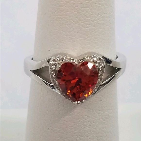 Heart Shaped 0.93 Carat Fire Orange CZ Ring - Picture 3 of 4